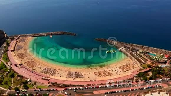 加那利岛海岸的莫干港镇