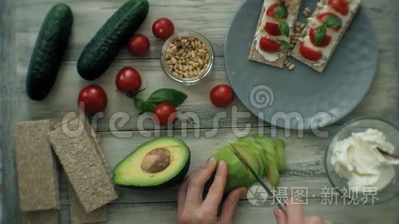 烹饪健康素食三明治视频