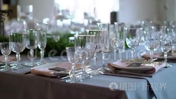 餐桌庆典装饰视频