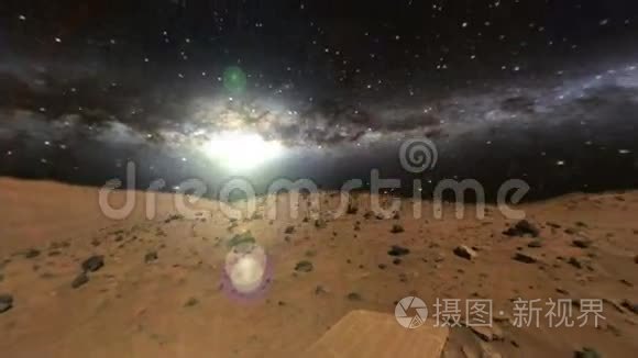 火星表面和发光的银河系和恒星视频