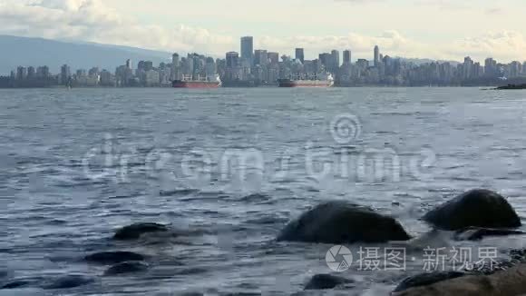 温哥华城市景观和货船视频