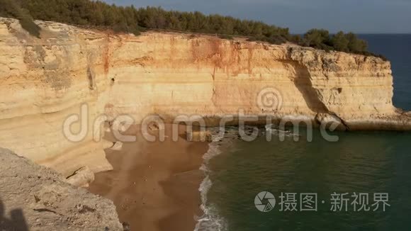 卡沃伊罗附近的洛基海岸线视频