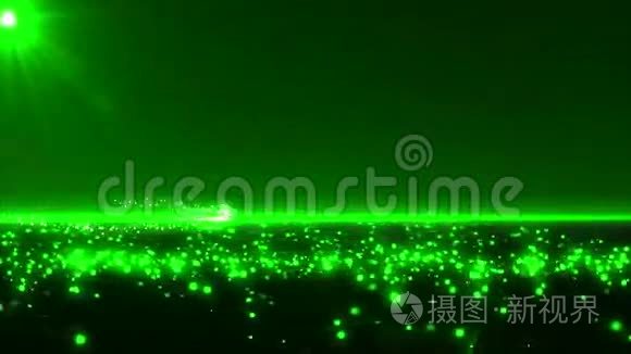 绿色发光的圣诞树视频