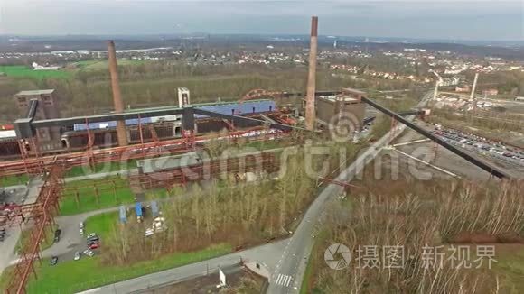 佐勒维林煤矿工业综合体视频