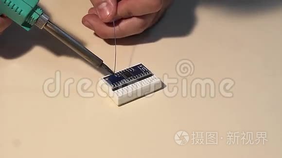 微控制器焊接工艺视频