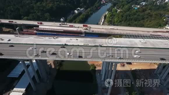 大型桥梁施工现场鸟瞰图视频