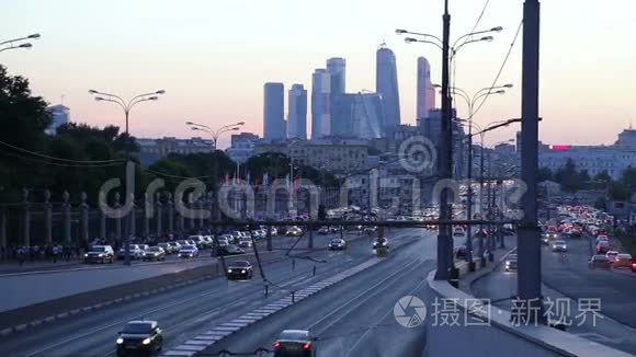 俄罗斯莫斯科大城市高速公路夜间交通
