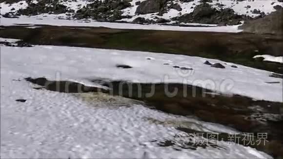 智利圣地亚哥的山脉和山谷景观视频