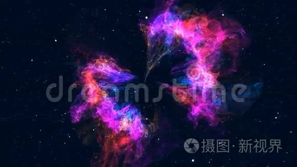 接近奇妙而多彩的星云