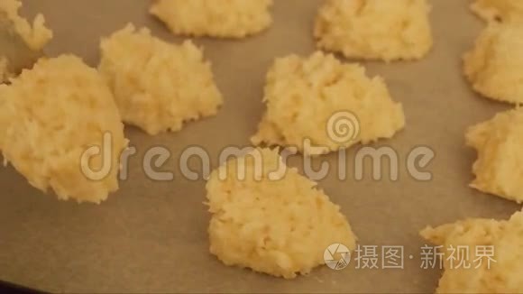 生椰子杏仁饼视频