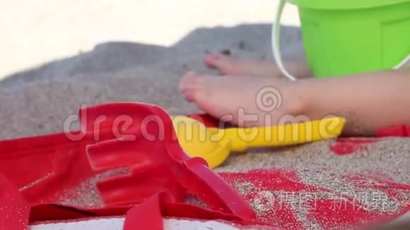沙滩玩具视频