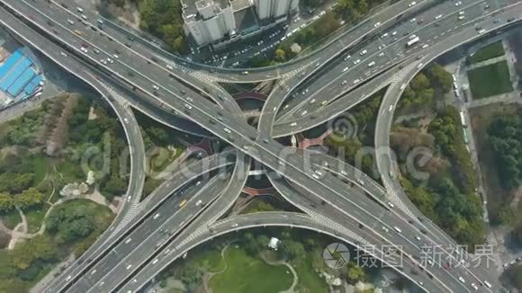 高架道路。 上海城。 中国。 高空垂直俯视图