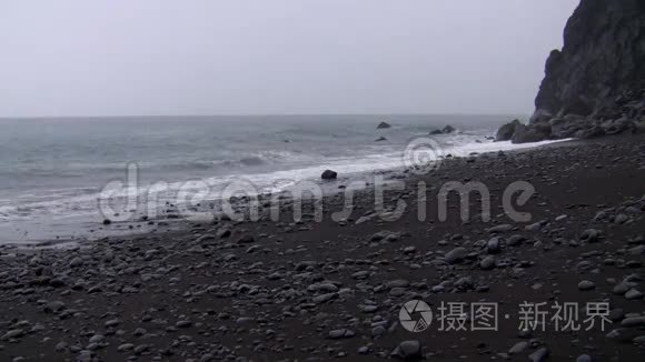 在黑山滩下雨视频