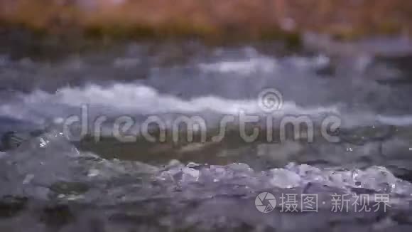 山河闭水缓行视频
