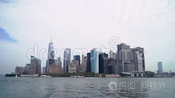 乘船游览美国纽约市哈德逊湾布鲁克林大桥和曼哈顿下城