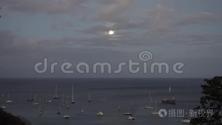 加勒比海的月亮视频