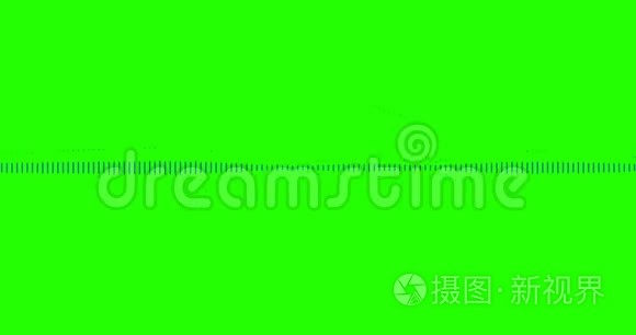 蓝色数字均衡器音频频谱声波在色度键绿色屏幕背景，立体声效果信号垂直