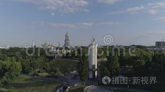 空中纪念碑广场城市人视频