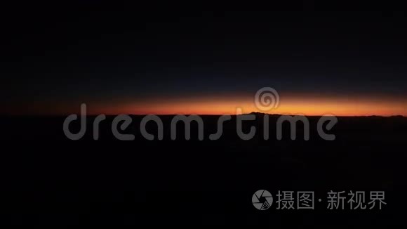 在特内利夫岛上的日升云视频