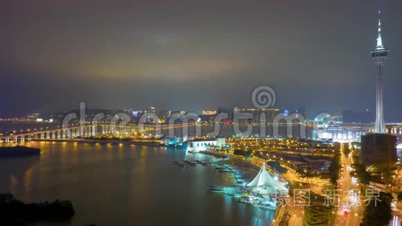 夜马卡湾著名的桥塔屋顶全景4k时间流逝中国