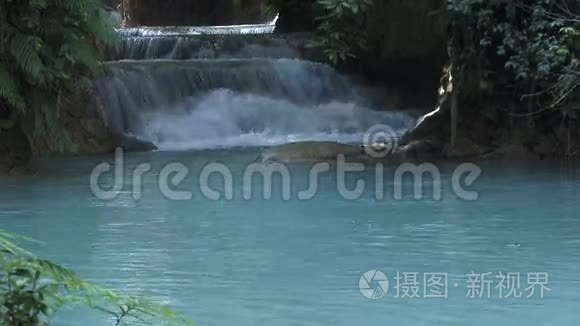 老挝琅勃拉邦匡寺瀑布