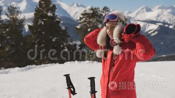 滑雪场的女滑雪者