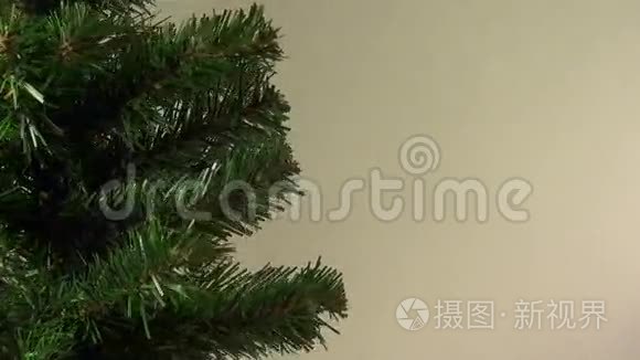 圣诞节或新年树在抽象上旋转视频