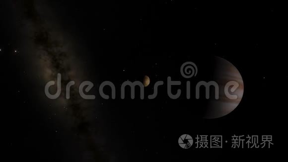 木星及其卫星围绕太阳旋转，有耀斑