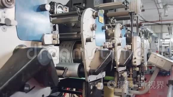 印刷厂大型印刷机视频