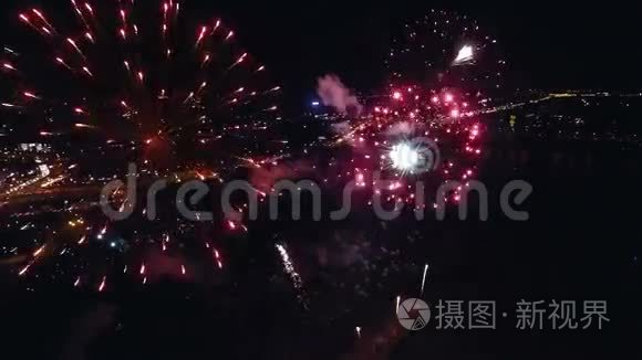 烟花的夜间空中拍摄视频