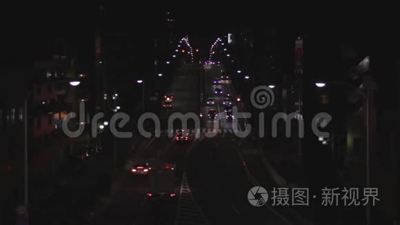 东京霓虹灯城夜街的博克视频