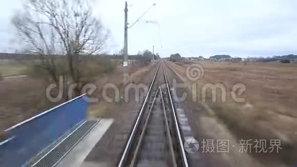 铁路轨道贯穿库崔风景视频