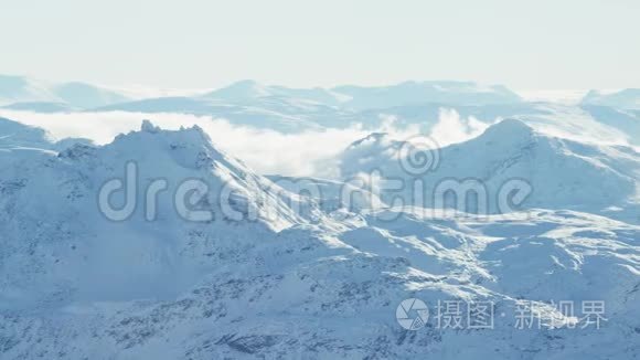 北极北部的山峰