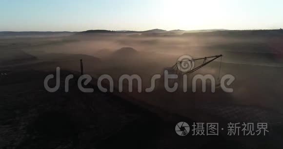 露天煤矿开采视频