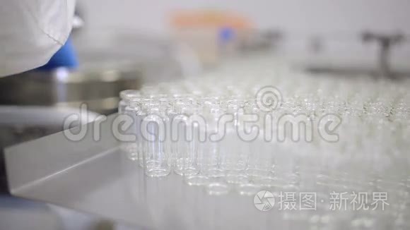 药理学制造中的玻璃瓶