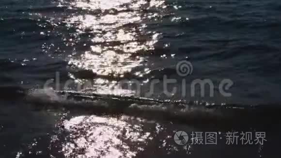 洁净海水视频