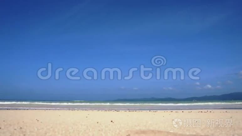热带海滩和蓝色海洋。 白沙。 海景。 巴拉望岛。