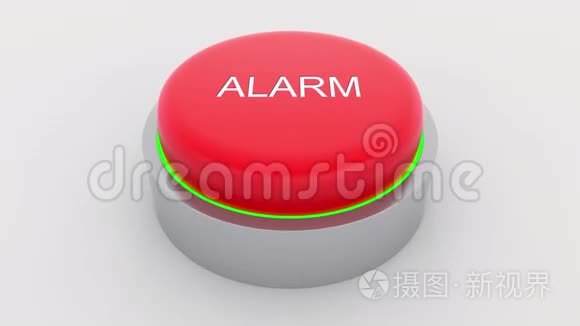 大红色按钮，警报铭文被按下。 概念4K剪辑