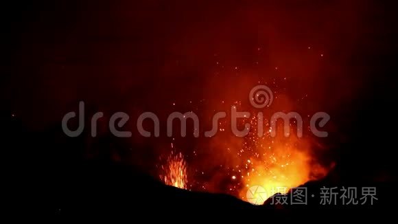 瓦努阿图火山爆发视频