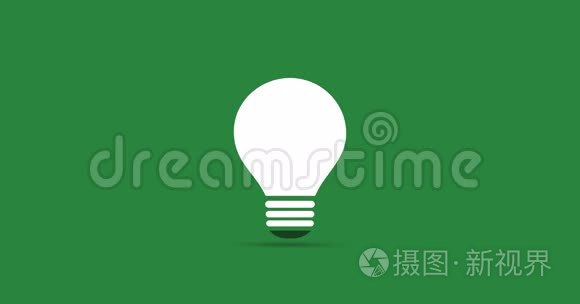 绿色环保能源概念视频动画-灯泡内的生物标签动画