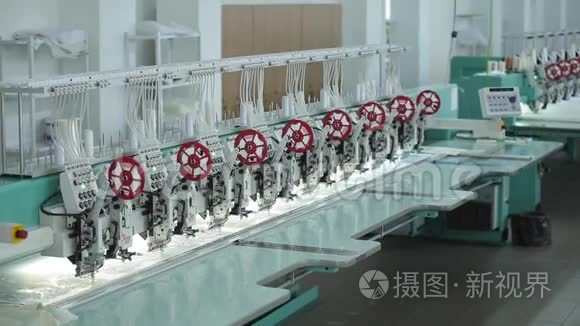 工厂生产针织机的纺织工业