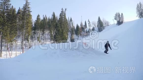 极限滑雪板和滑雪视频