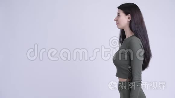 幸福年轻美丽女性的视角视频