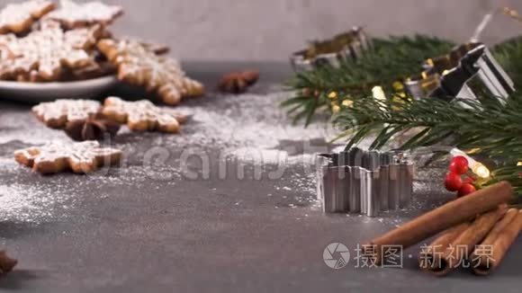 厨房台面上的圣诞饼干视频