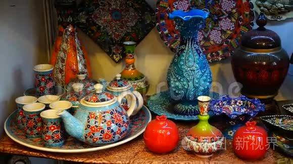 店里的东方古董陶瓷器视频