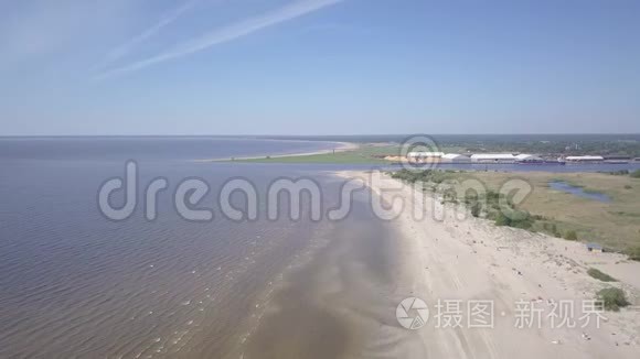 波罗的海海岸海滩Ventspils Kurzeme航空无人机顶视图4K UHD视频