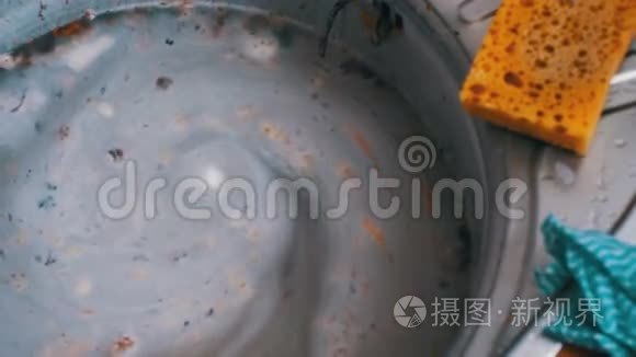 肮脏的堵塞洗手池水槽视频