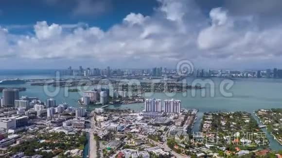 迈阿密，佛罗里达州，美国2019年1月空中全景飞行迈阿密海滩市中心。
