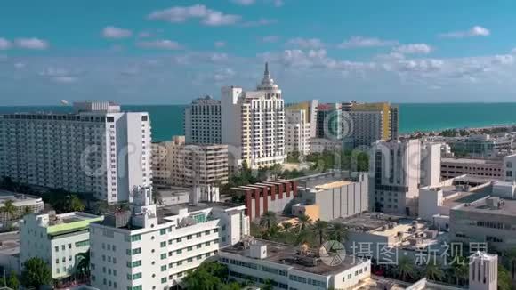 迈阿密，佛罗里达，美国-2019年1月：空中无人机全景飞行迈阿密海滩市中心。