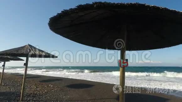 桑托里尼岛上的库伦布斯海滩视频